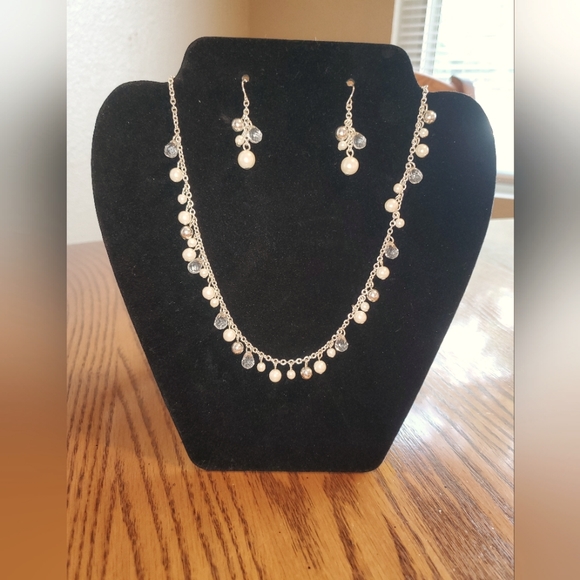 Avon Jewelry - AVON Necklace and earring set.